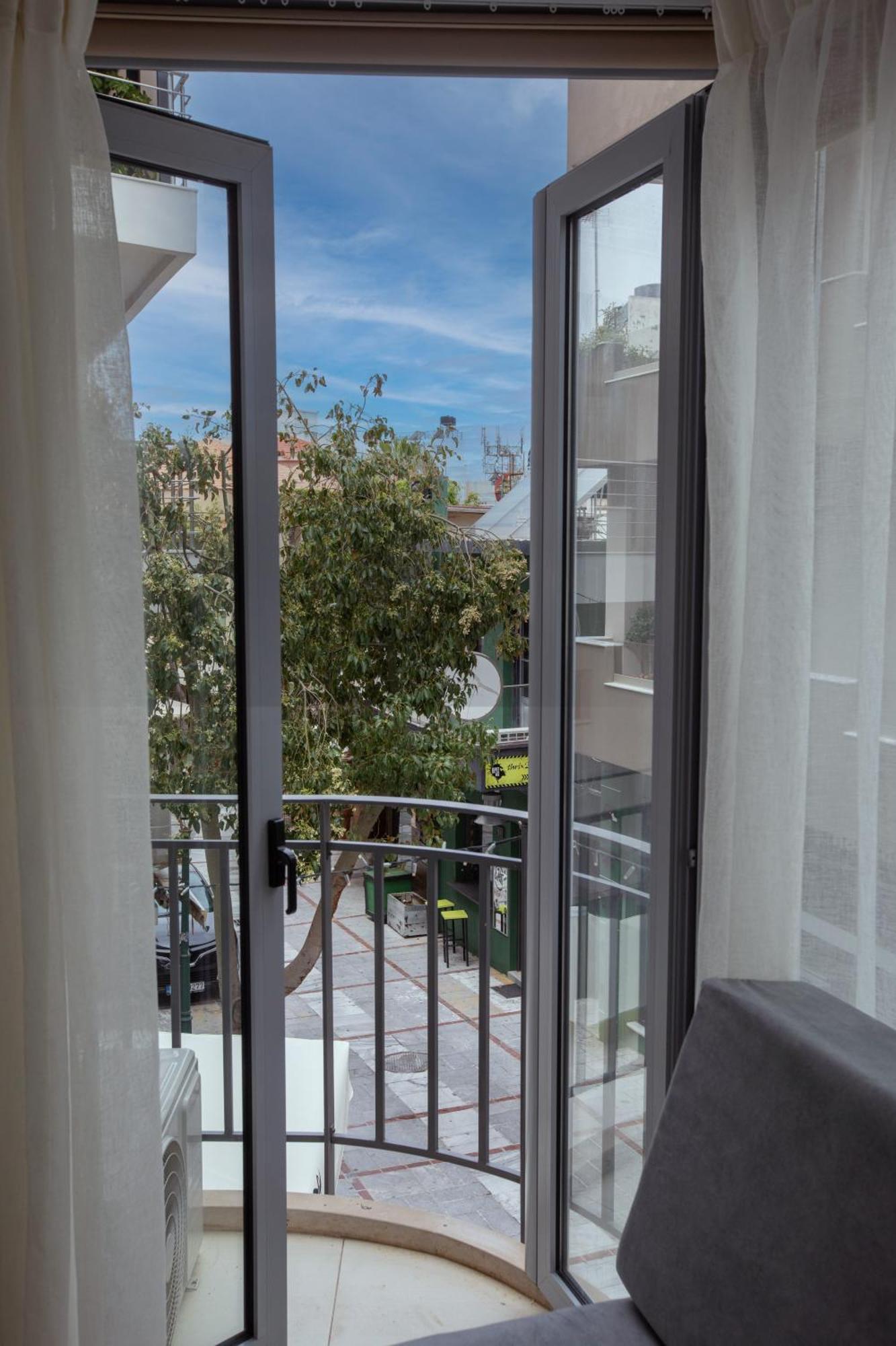 Griffin Suites Heraklion  ภายนอก รูปภาพ
